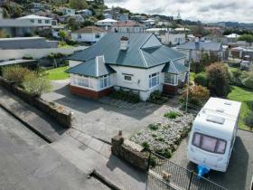 2 earn street, in the city: waitaki, city area: oamaru north, price: 525000, latitude: 45.0841, longitude